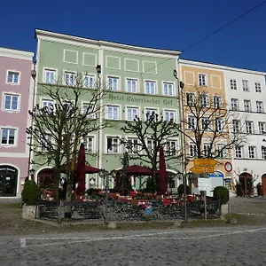 Bayerischer Hof Hotel